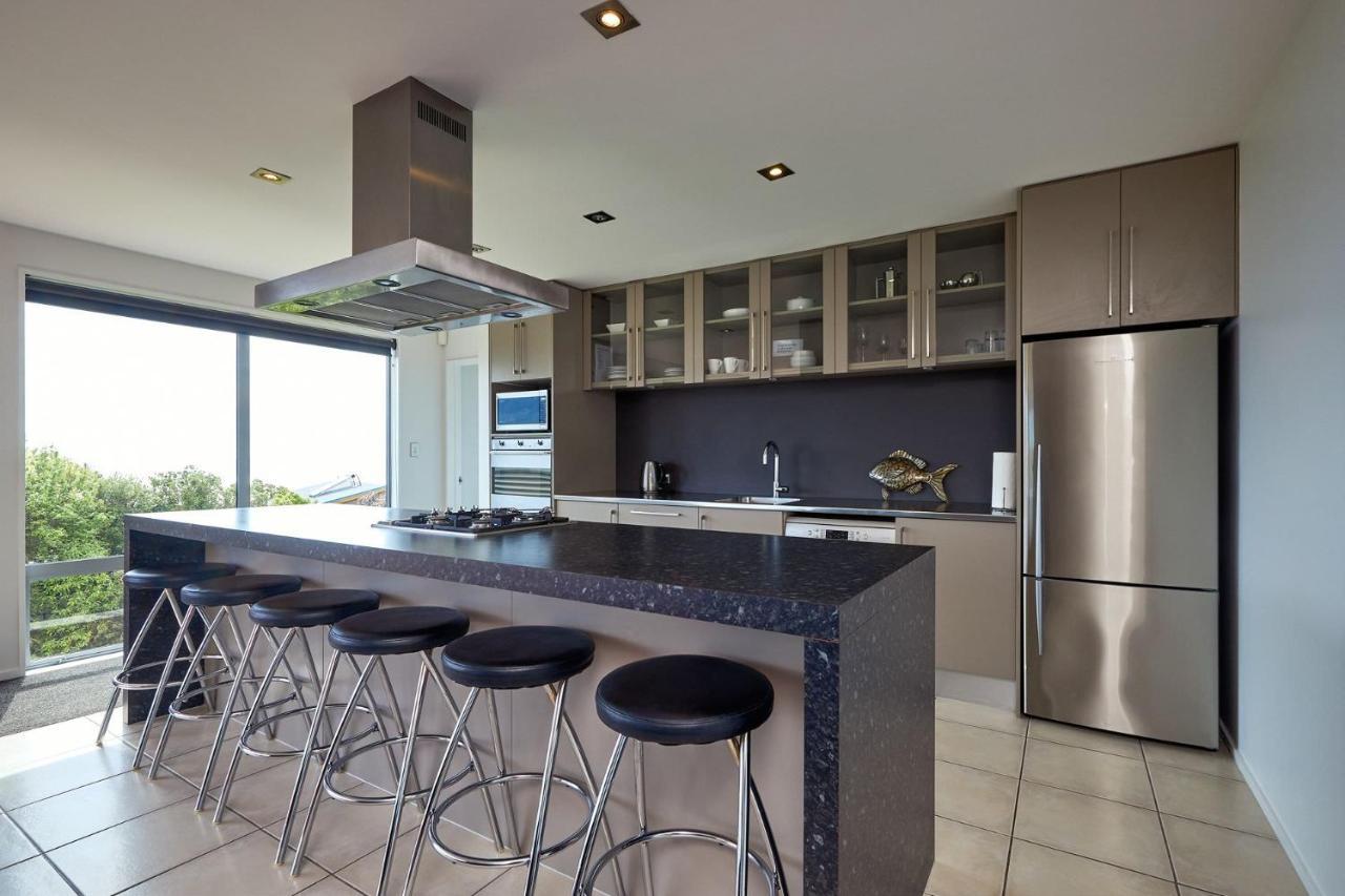 Bellbird Scenic Retreat - Views Of Alps And Ocean Villa Kaikoura Exterior photo