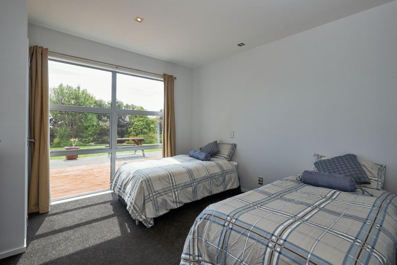 Bellbird Scenic Retreat - Views Of Alps And Ocean Villa Kaikoura Exterior photo