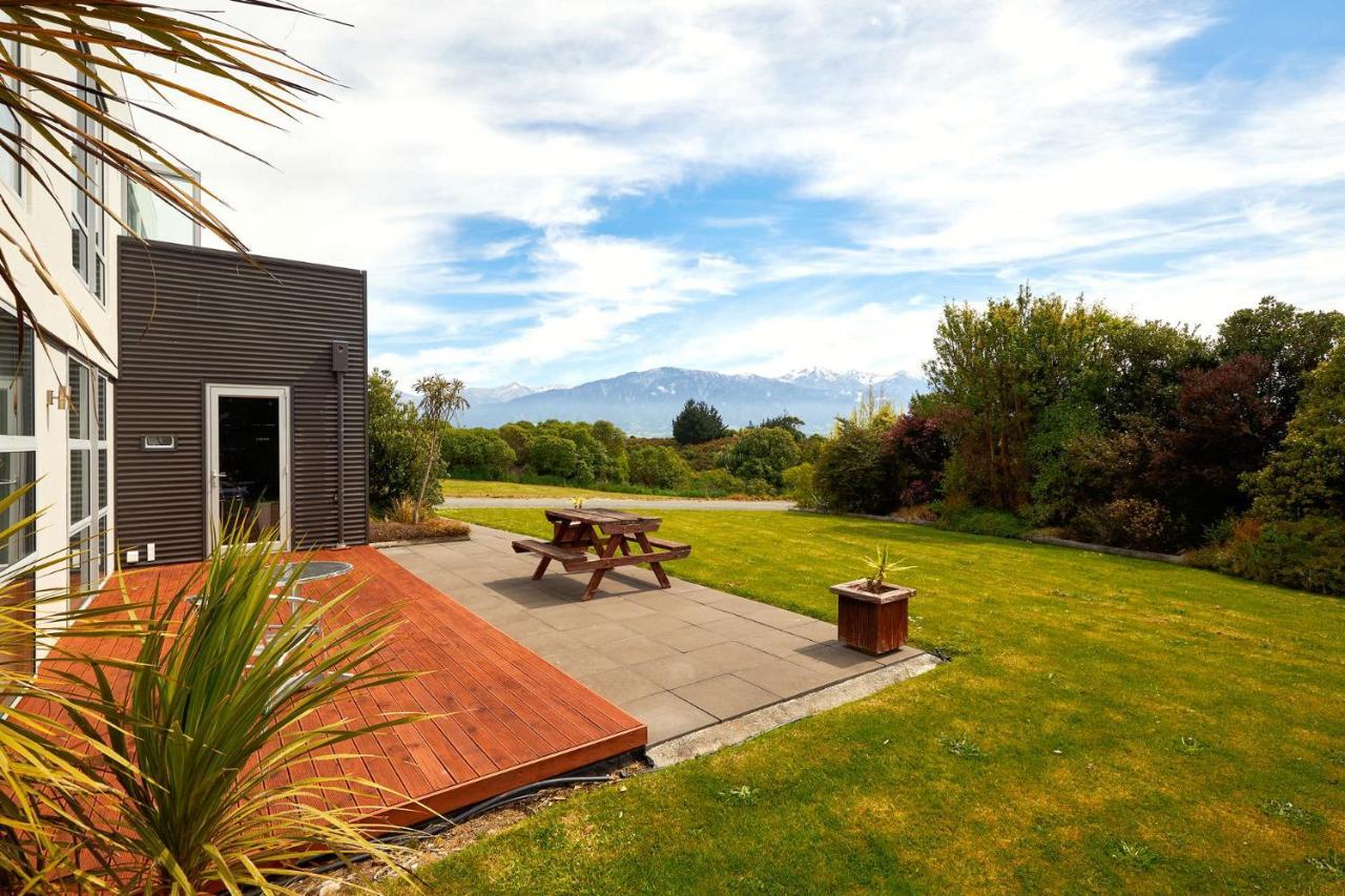 Bellbird Scenic Retreat - Views Of Alps And Ocean Villa Kaikoura Exterior photo